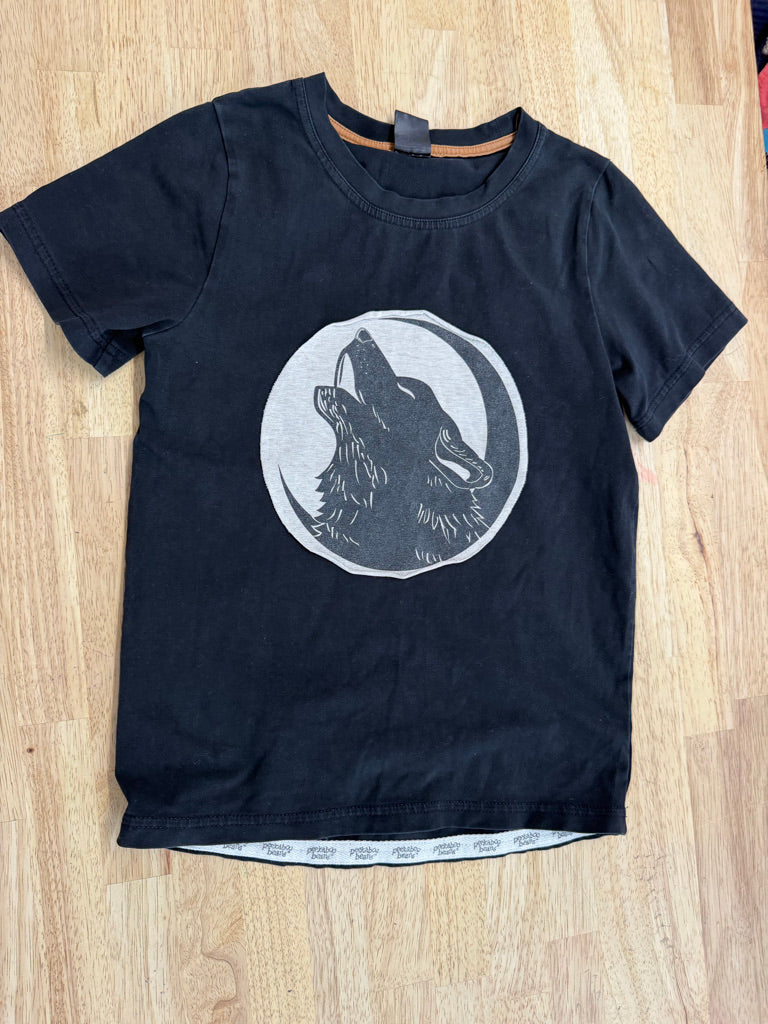 Peekaboo Beans Shirt – 7 | Black with Wolf Patch