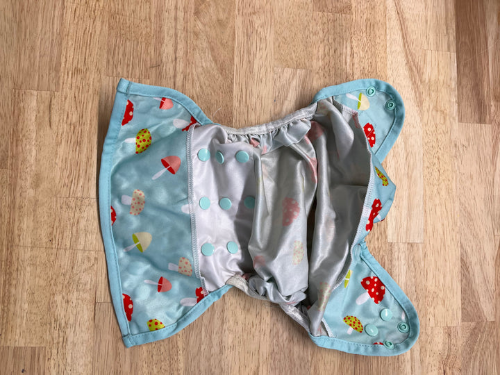 Kawaii Baby Diaper Cover – OS (Mushroom Print)