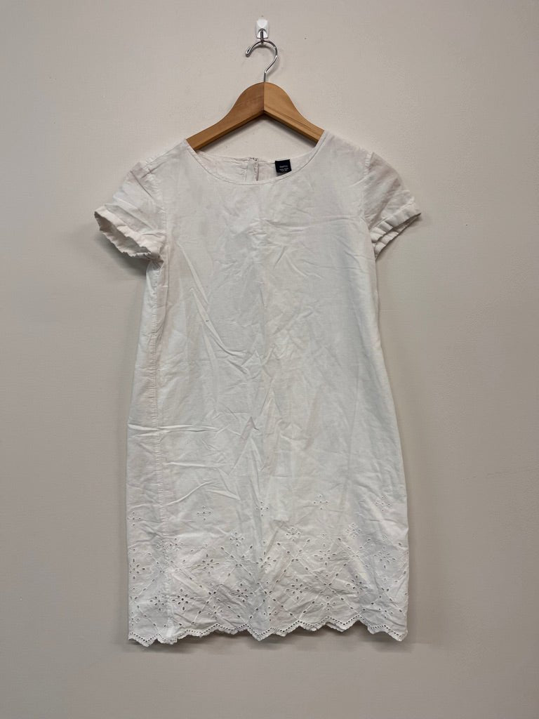 Gap Kids XXL (14–16) – White Eyelet Dress - Nest and Sprout - Consignment