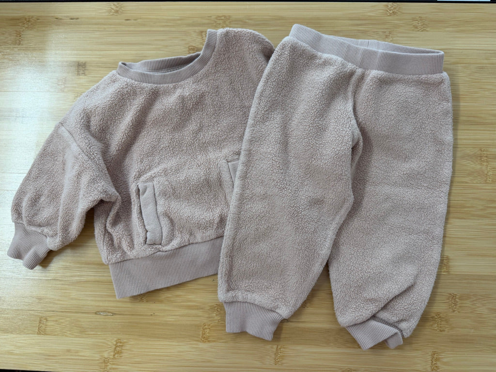 Pehr Fleece Two-Piece Set – 18–24M | Light Pink | Play