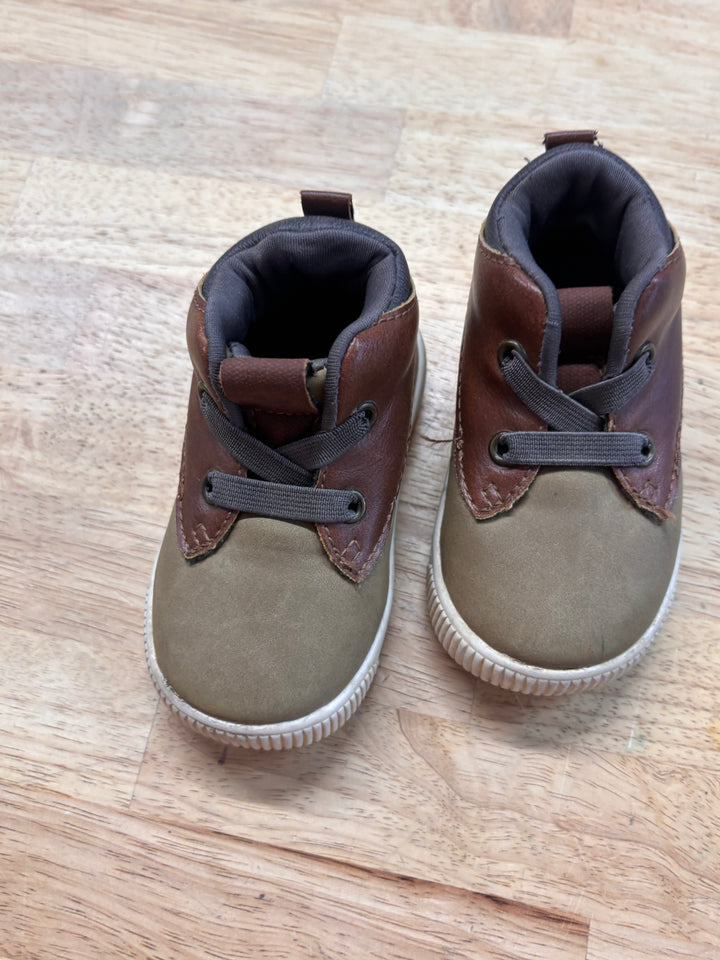 Carters Ankle Boot Shoes Size 4