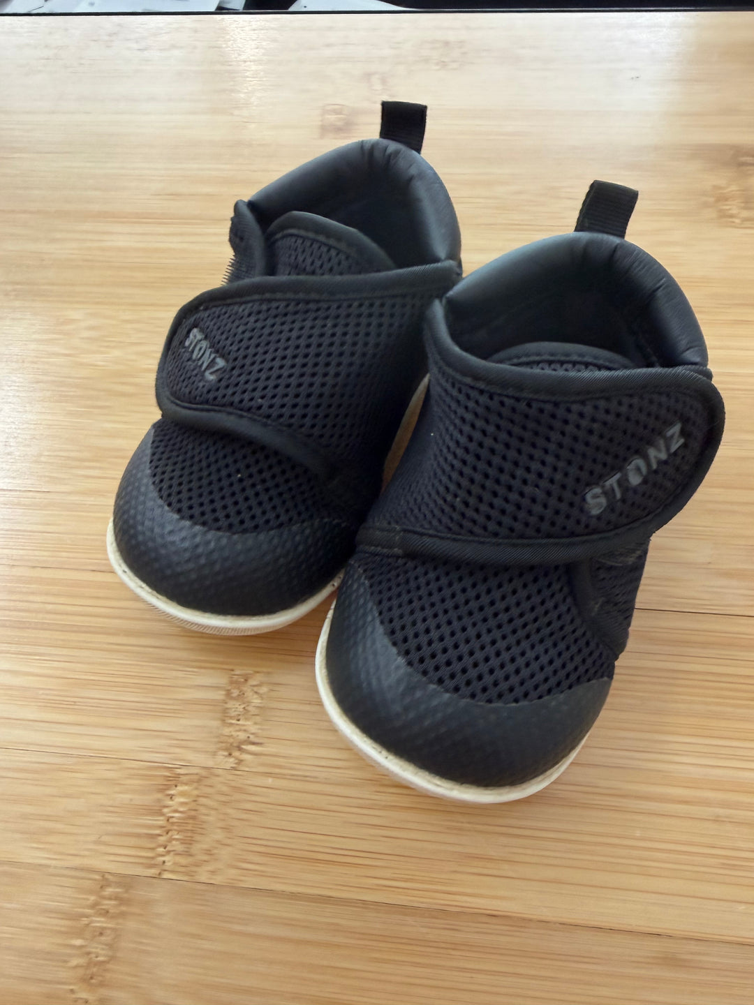 Stonz Cruisers – 5 (EU 21) | Black