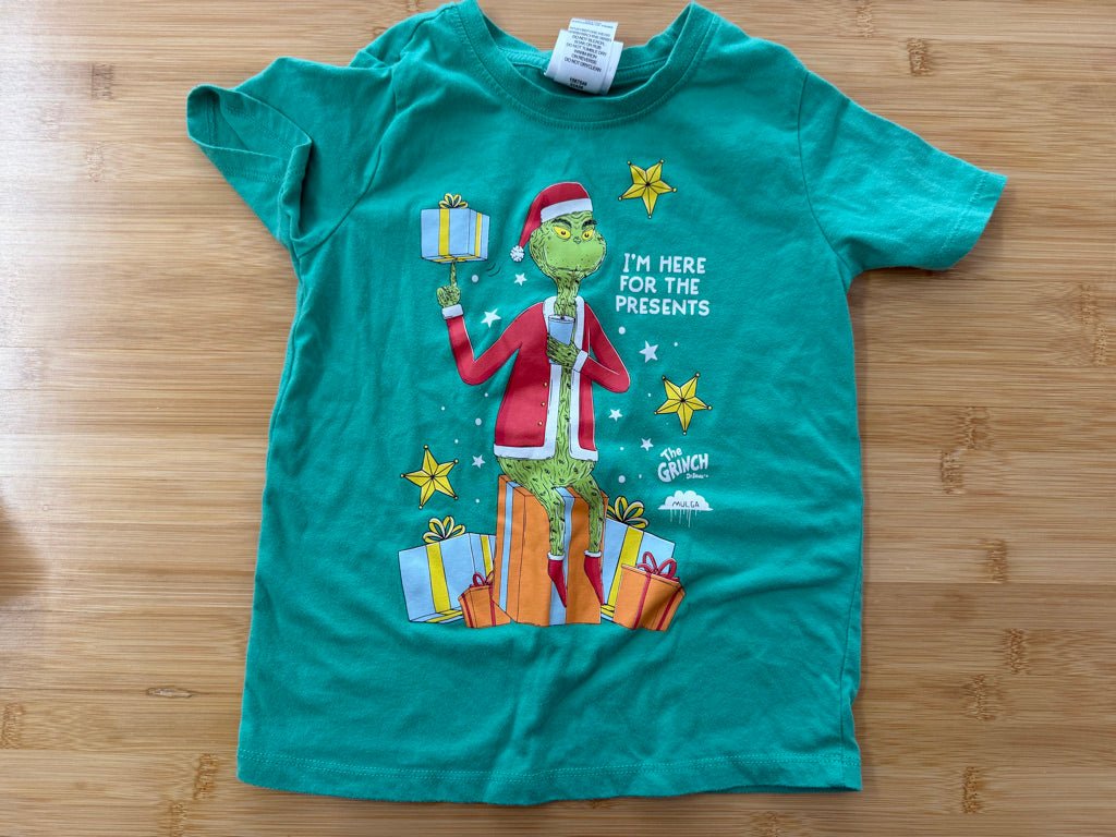 The Grinch Shirt – 4 | I'm Here for the Presents Short Sleeve | Holiday - Nest and Sprout - Consignment