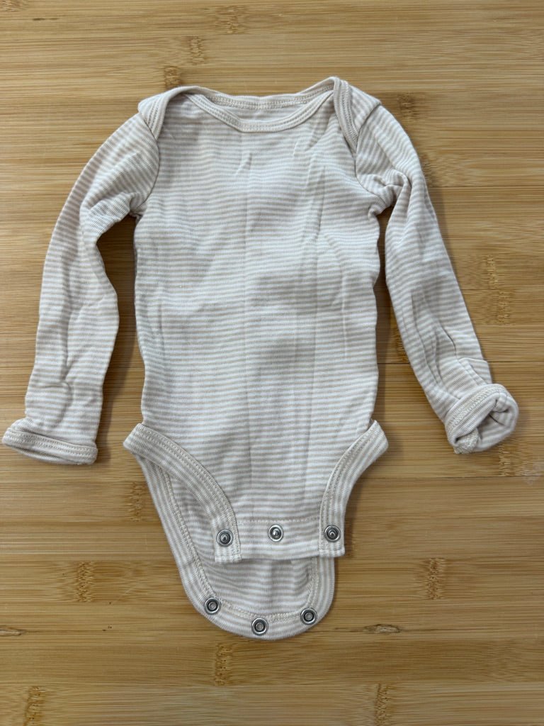 Carter's Brown & White Bodysuit – Newborn | Long Sleeve - Nest and Sprout-Consignment