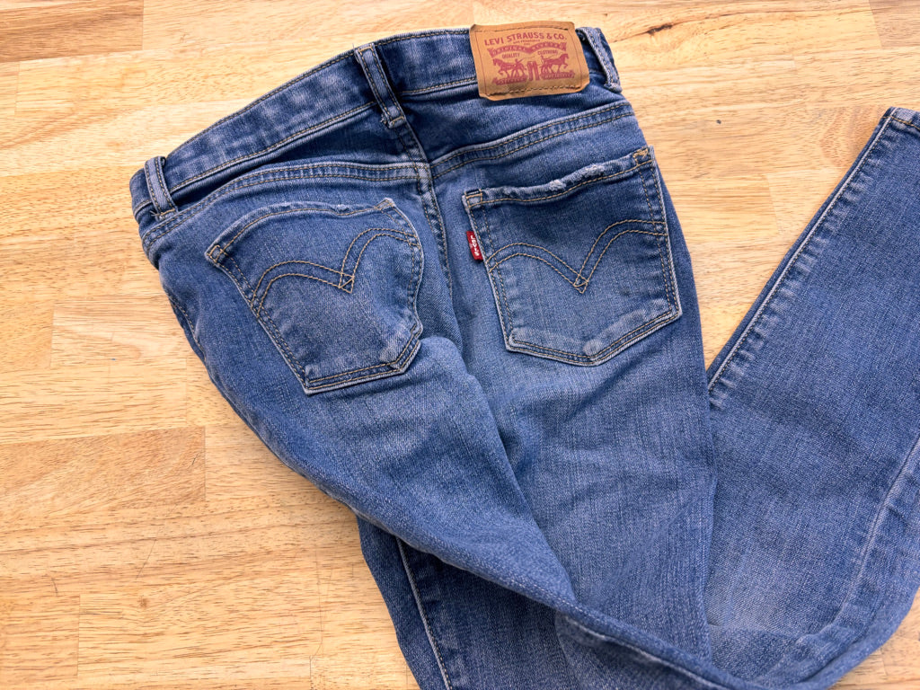 Levi’s 720 High Rise Super Skinny Jeans – 10