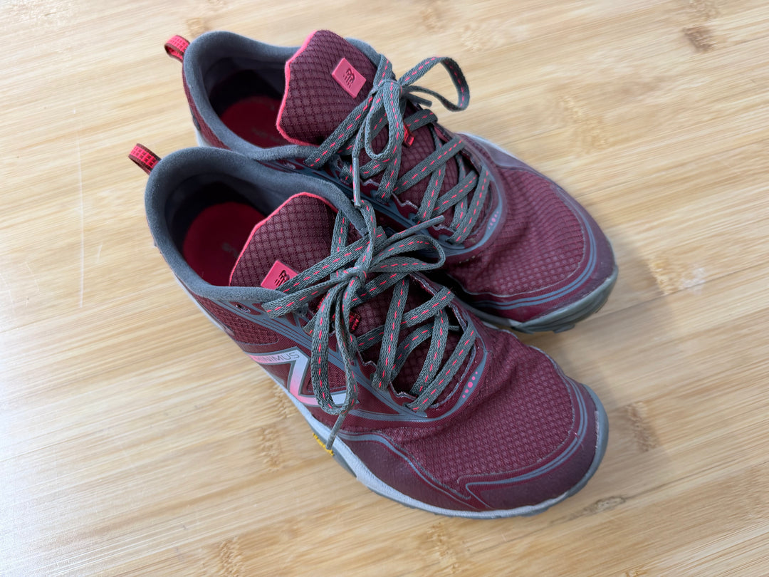 New Balance Vibram Runner – EU 37 (US 6.5) | Maroon