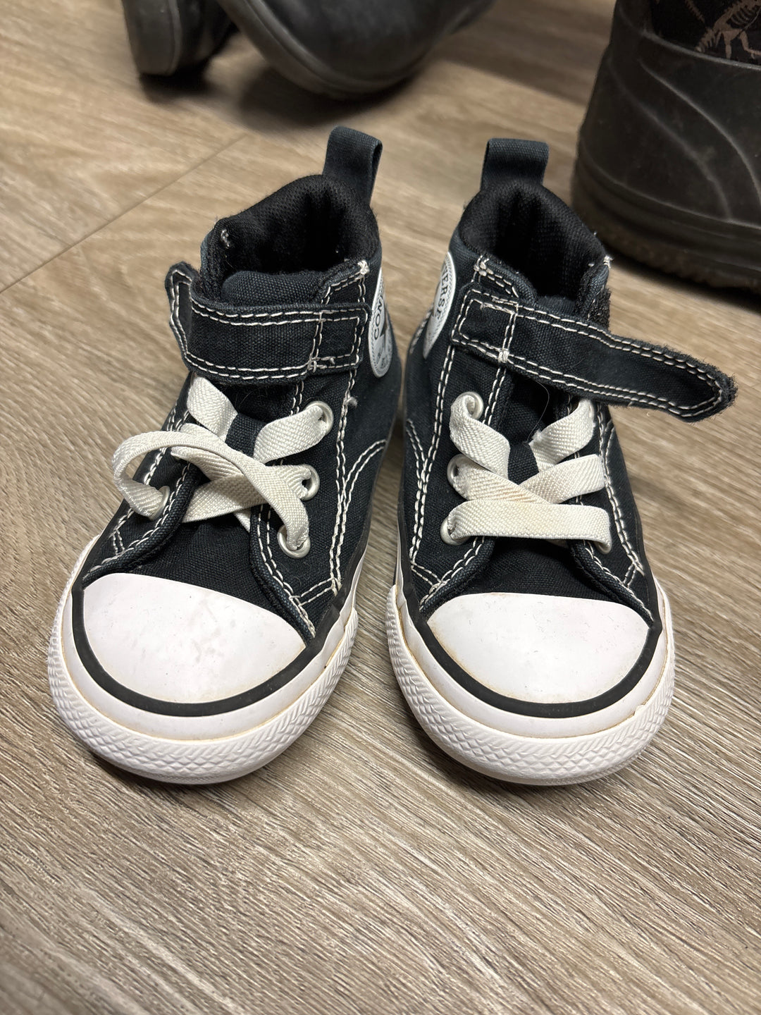Converse Size 6 High-Top Sneakers (Black with Velcro)