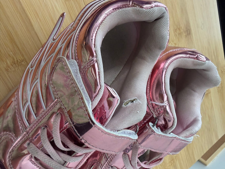 XBH Heeled Wheel Shoes – EU 38 (US 6) | Metallic Pink | Play