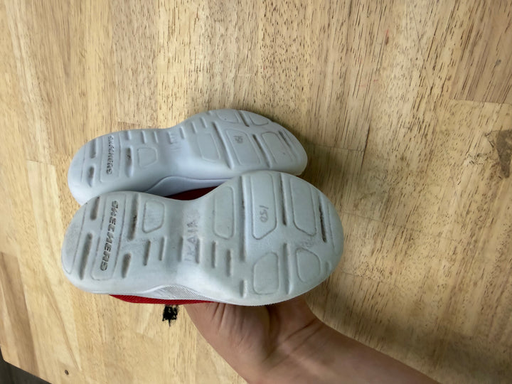 Skechers Red Sneakers – 6 (EU 22) | Minimal Wear Excellent