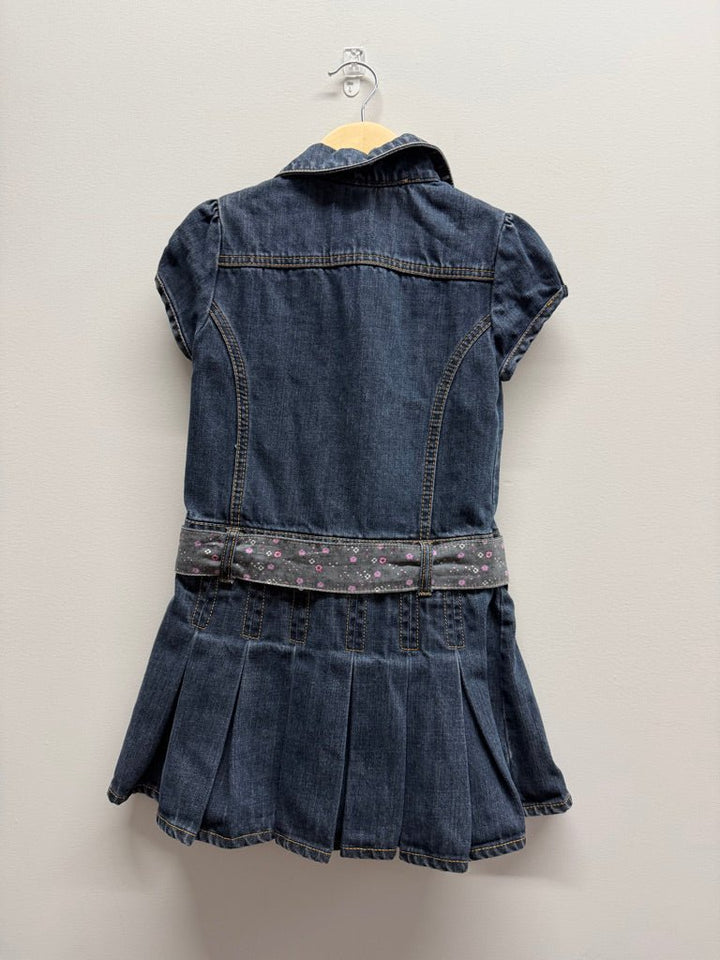 Vibrations Denim Dress – 6 | Darker Wash Button-Up Drop Waist Lined Collar 100% Cotton - Nest and Sprout-Consignment