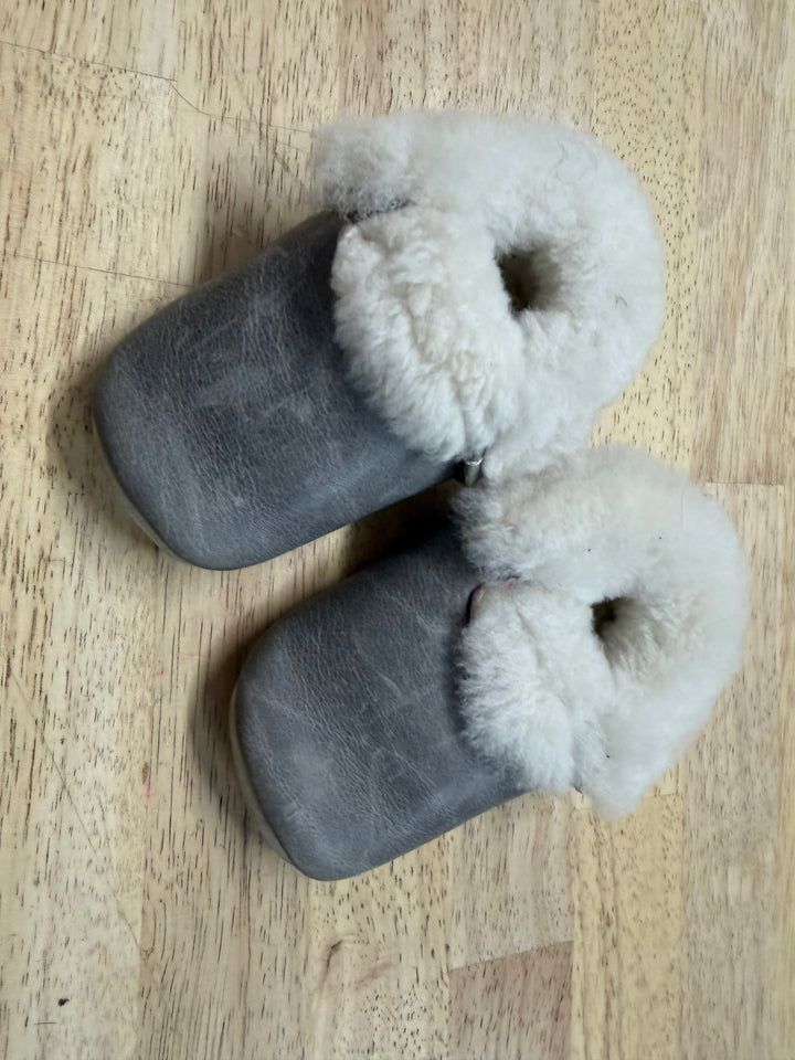 Hey Folks Fleece Lined Leather Moccasins – 14.5cm