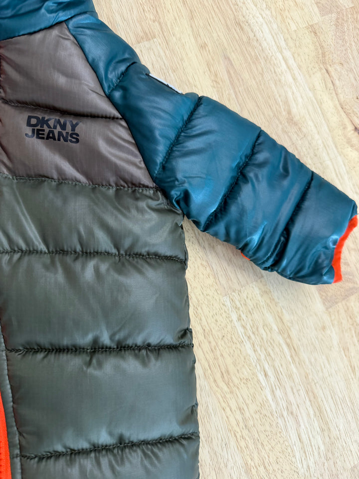 DKNY Jeans Snow Suit – 3–6M | Green Two-Tone Zipper Excellent