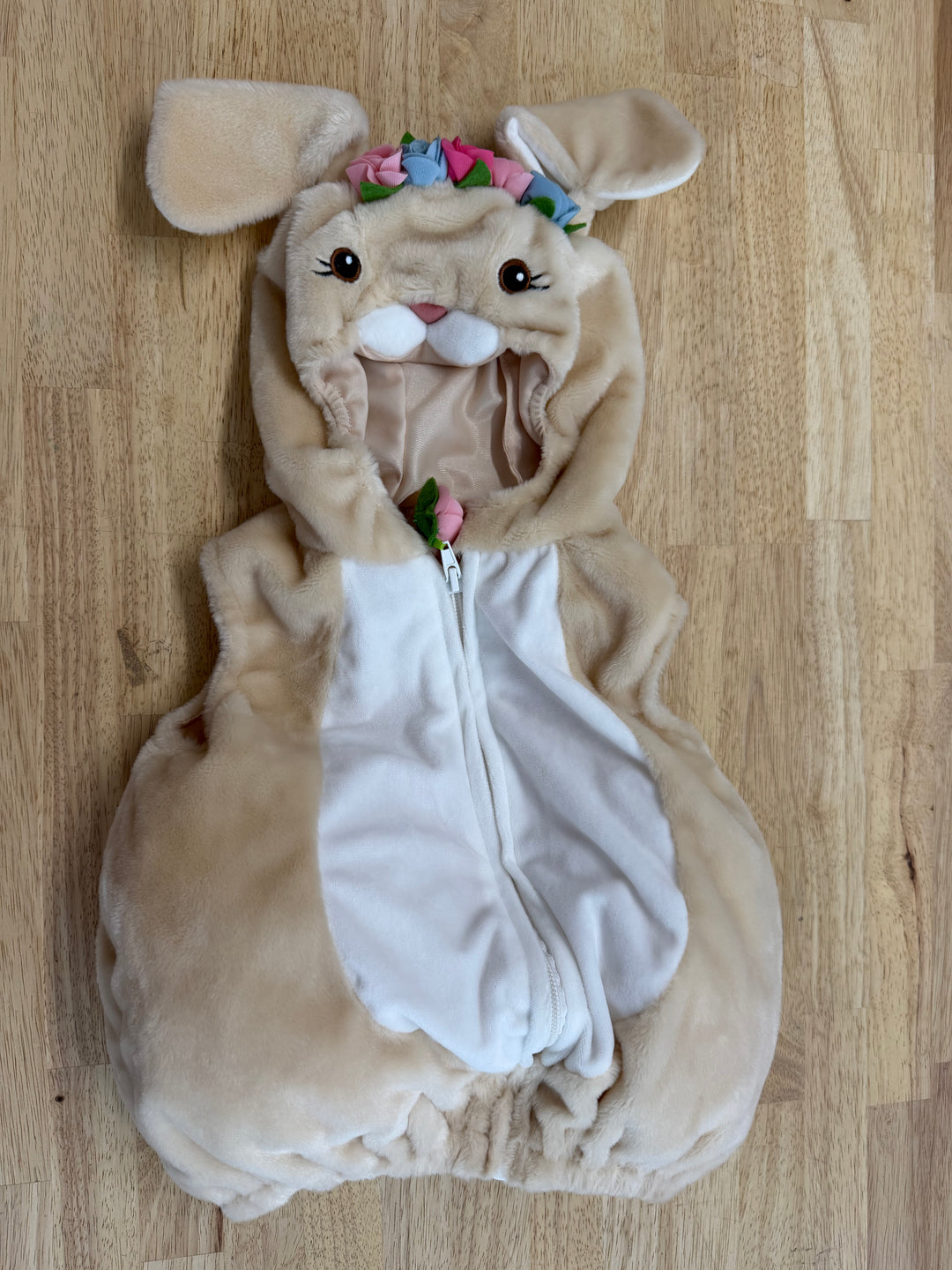Dream Play Imagine Rabbit Costume – 6–9M | Beige & White Floral Bubble Style