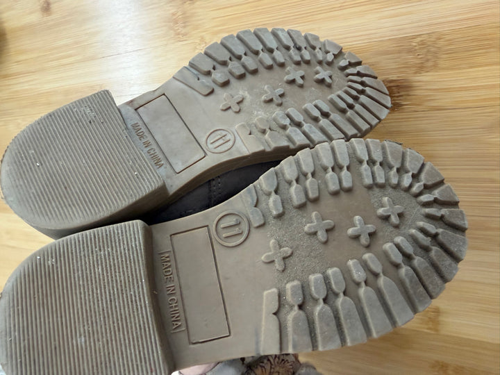 Old Navy Suede Ankle Boots – 11 | Tan