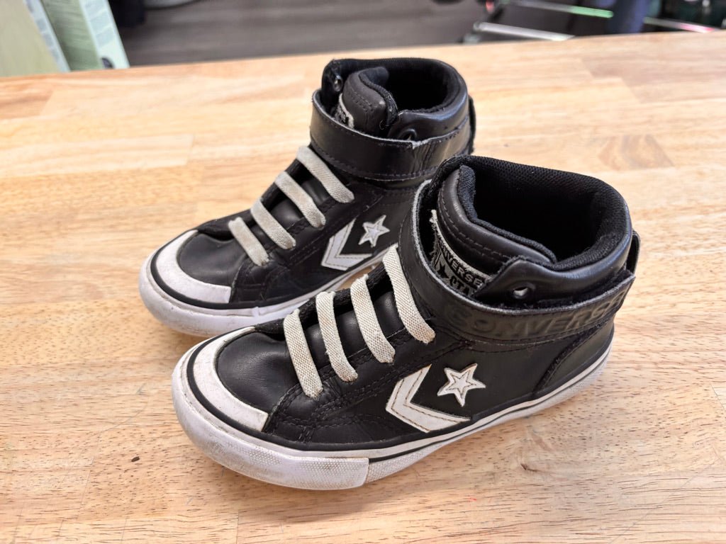 Converse All Star High - Top Shoes – 11 - Nest and Sprout - Consignment