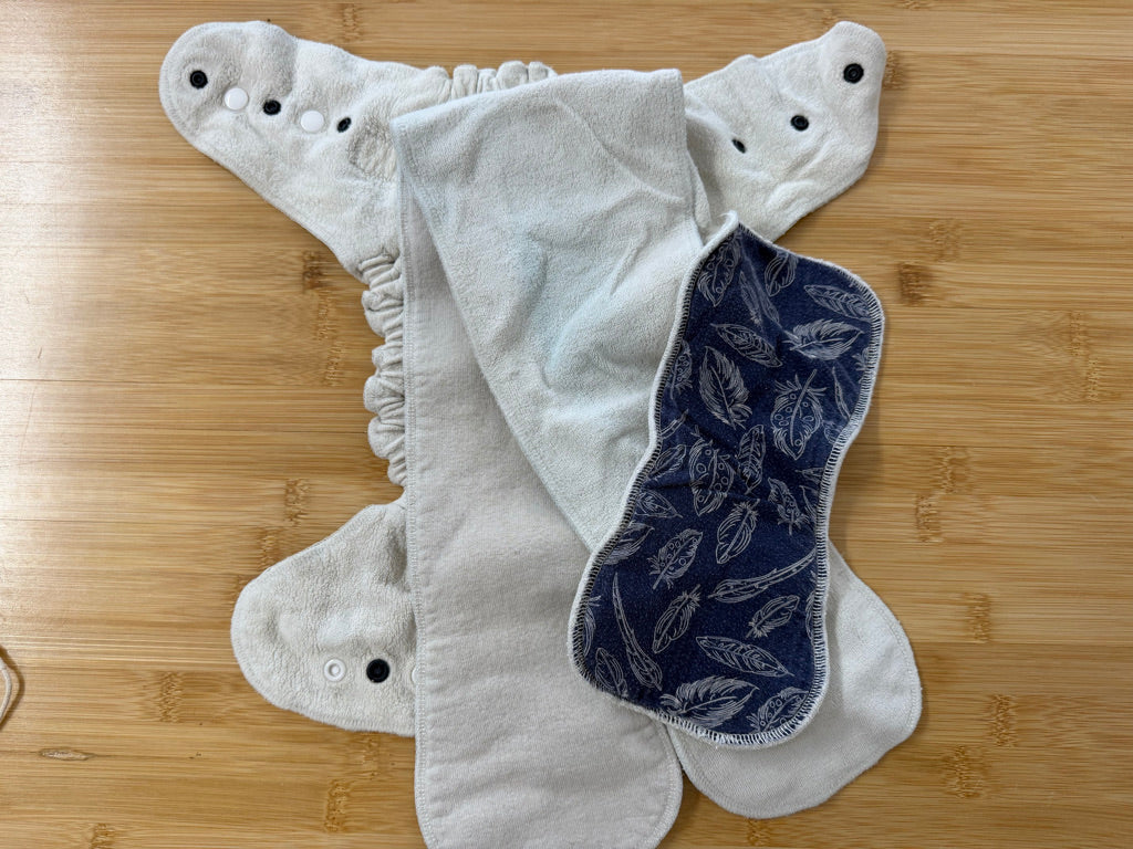 TC Tooshies Fitted Diaper with Snap-In Booster Insert – One Size | Navy Feather Print Long