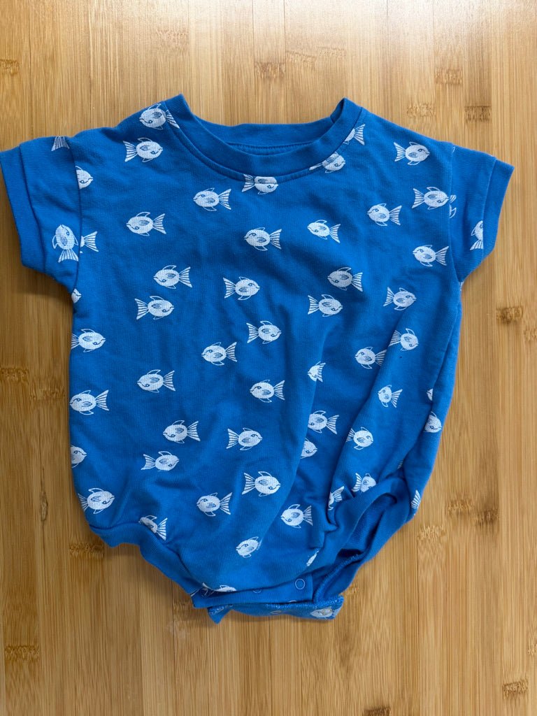 Cat & Jack Bubble Romper – 6–9M | Blue Terry Fish - Nest and Sprout-Consignment