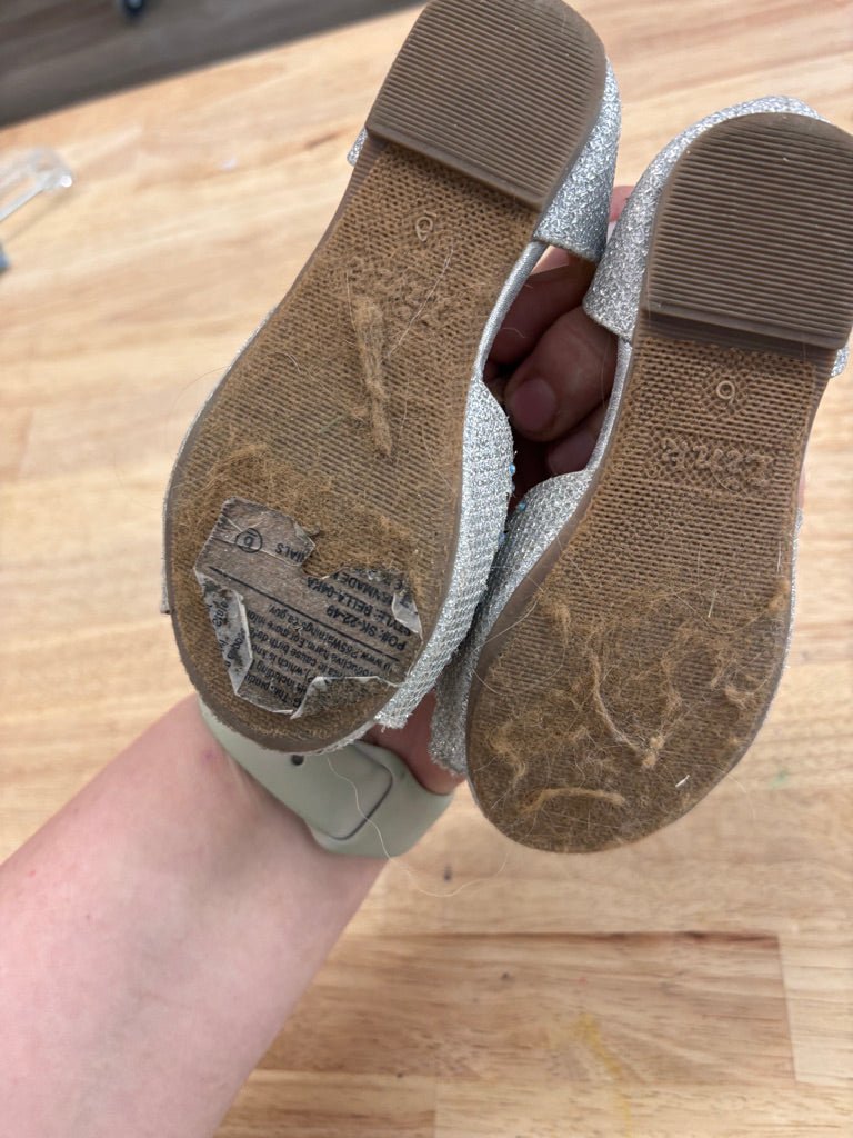 Link Size 6 Sparkly Open - Toe Shoes (Girls) - Nest and Sprout - Consignment