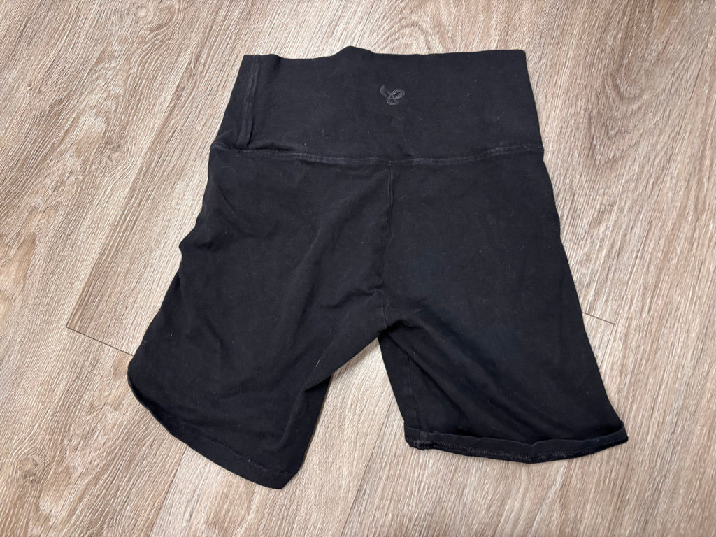 TNA Black Shorts – Adult Small (Youth 12 Fit, est)