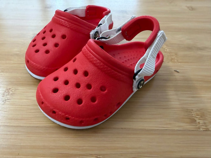 Aussie Soles Outdoor Sandals – 6/7 | Red - Nest and Sprout-Consignment
