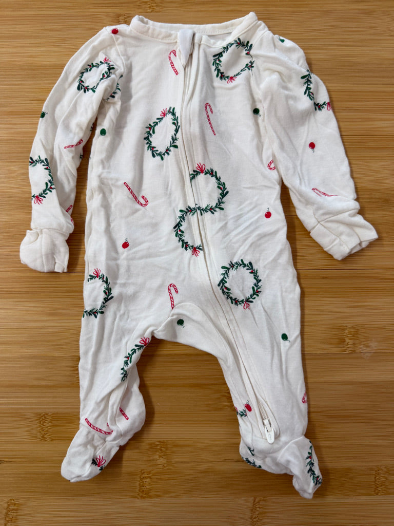 Purely Soft by Carter's Christmas Sleeper – Newborn | White Wreaths Two-Way Zip | Holiday