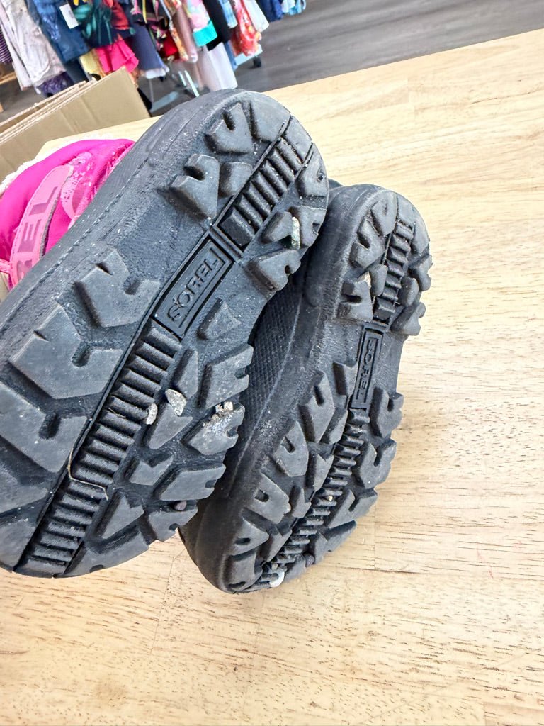 Sorel Snow Boots – 8 | Fuchsia - Nest and Sprout - Consignment