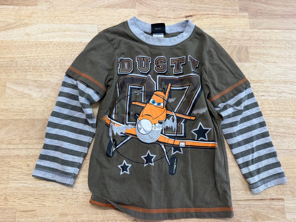 Disney Planes Graphic T-Shirt – 4/5 | Play - Nest and Sprout-Consignment