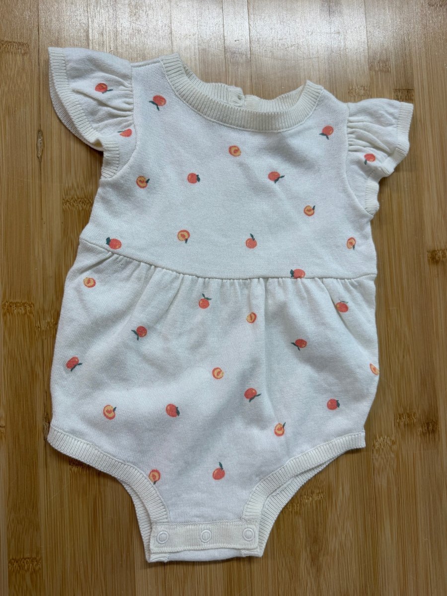 Carter's Knit Romper – 9 Months | White with Peach/Orange Print - Nest and Sprout-Consignment