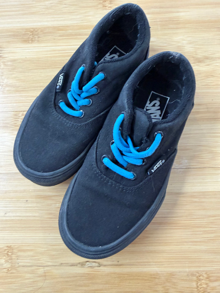 Vans Canvas Shoes – 12 (EU 30) | Black Blue Laces | Play