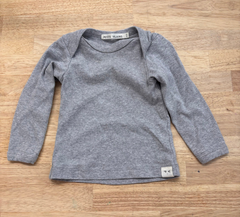 Petits Vilains 6–12M Diaper Shirt (Light Grey)