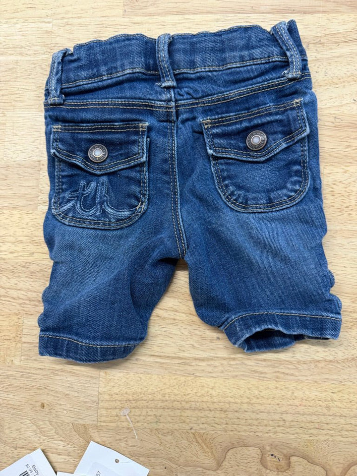 Tommy Hilfiger Capri Jeans – 6–9M | Dark Denim - Nest and Sprout - Consignment