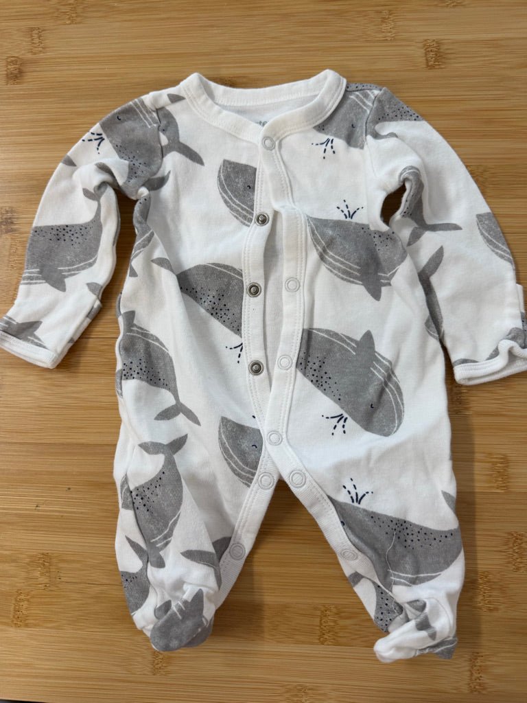 Carter's Snap-Up Sleeper – Newborn | Humpback Whale - Nest and Sprout-Consignment