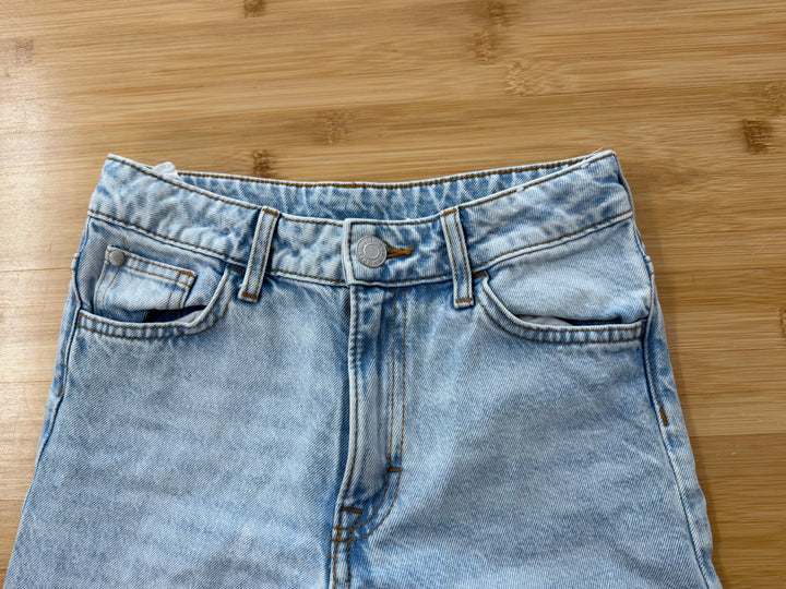 H&M Loose Fit Denim – 8 | Light Wash