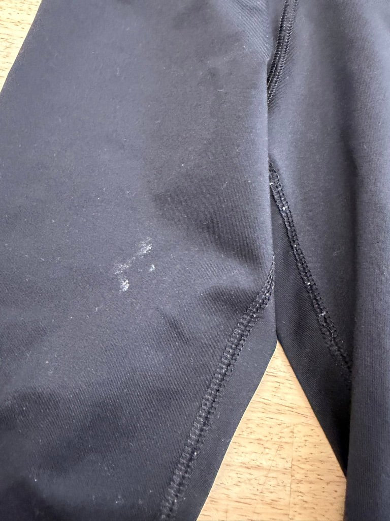 Triple Flip Capri Leggings – 4Y Est. | Black Heathered Grey Edging - Nest and Sprout - Consignment