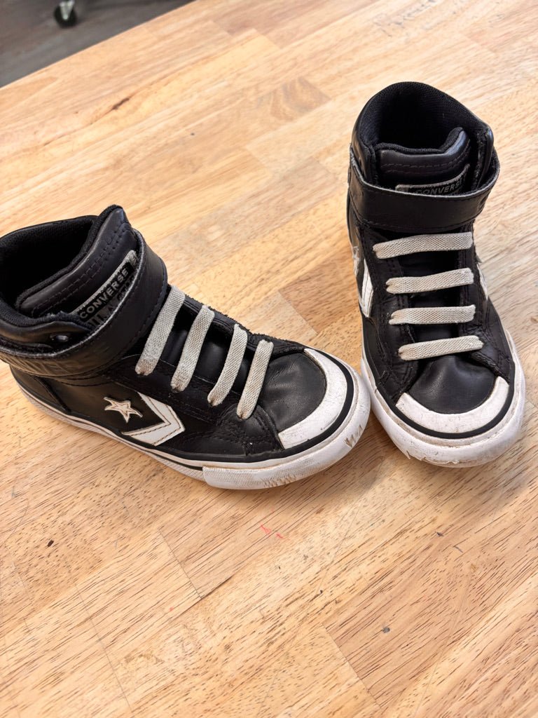 Converse All Star High - Top Shoes – 11 - Nest and Sprout - Consignment