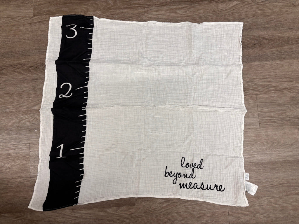 Lulujo Muslin Blanket – “Loved Beyond Measure”