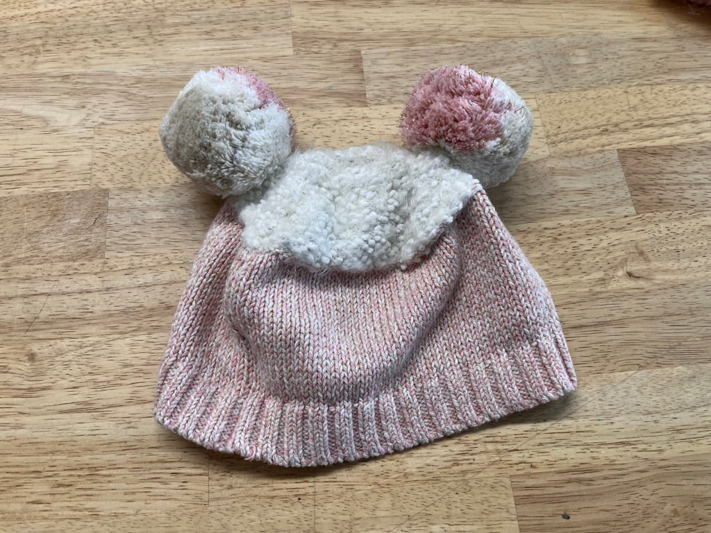 Knit Pom Hat – 2 T Pink & Gold - Nest and Sprout - Consignment
