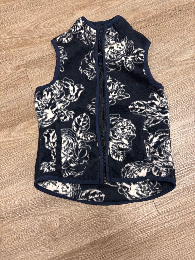 Joe Fresh Fleece Vest – Size 6 - Nest and Sprout - Consignment