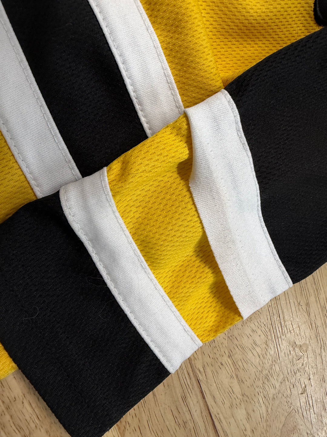 Batman Athletic Jersey – 6 | Yellow