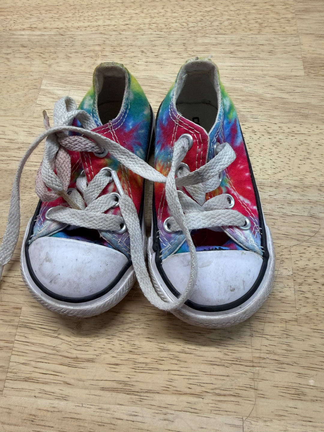 Converse Tie-Dye Lace-Up Sneakers – 4