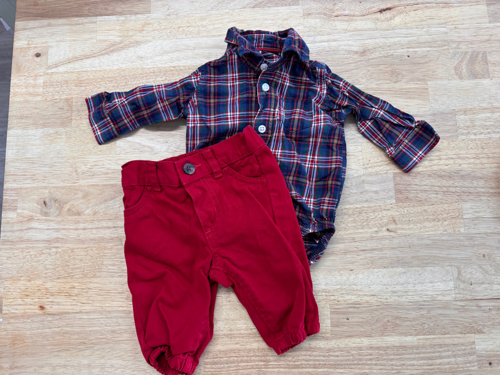 Carter’s 3-Piece Set – 3 Months Blue, Green, Red