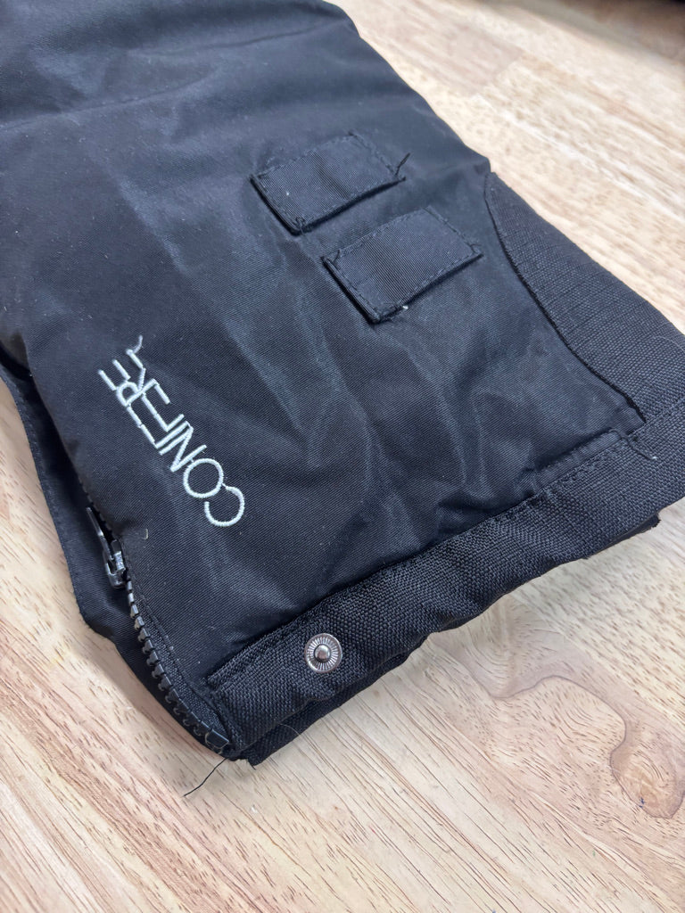 Conifere Size 4 Black Snowpants - roll up hem for adjustable length