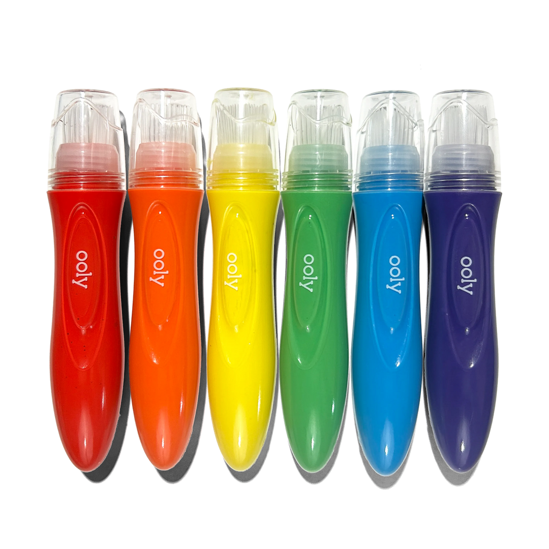 Easy Squeezy: Squeezable Poster Paint Brushes