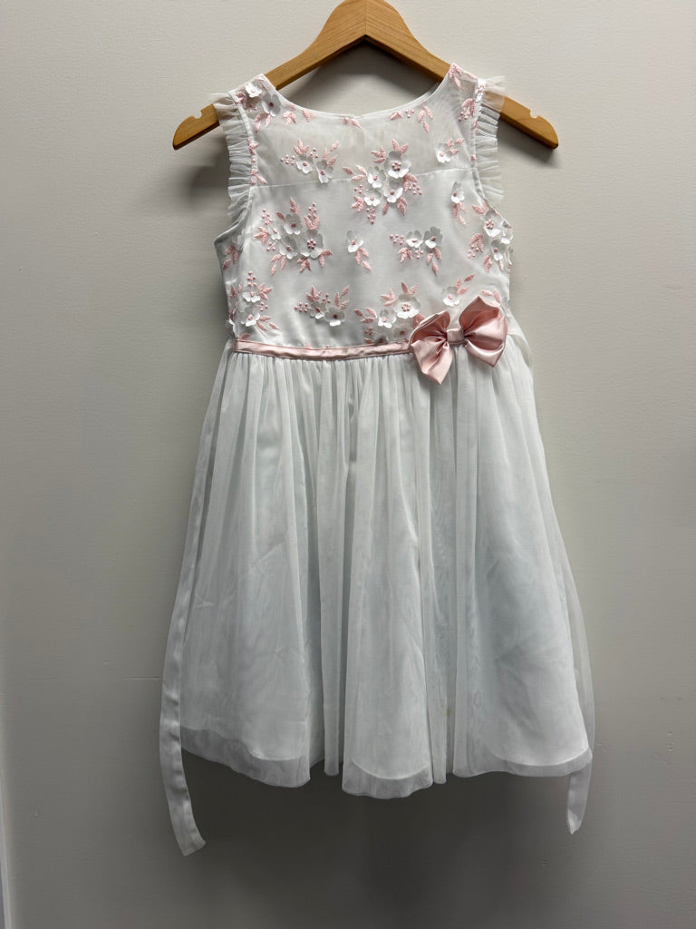 Jona Michelle Special Occasion Dress – 10 | White Tulle Floral Back Button-Up