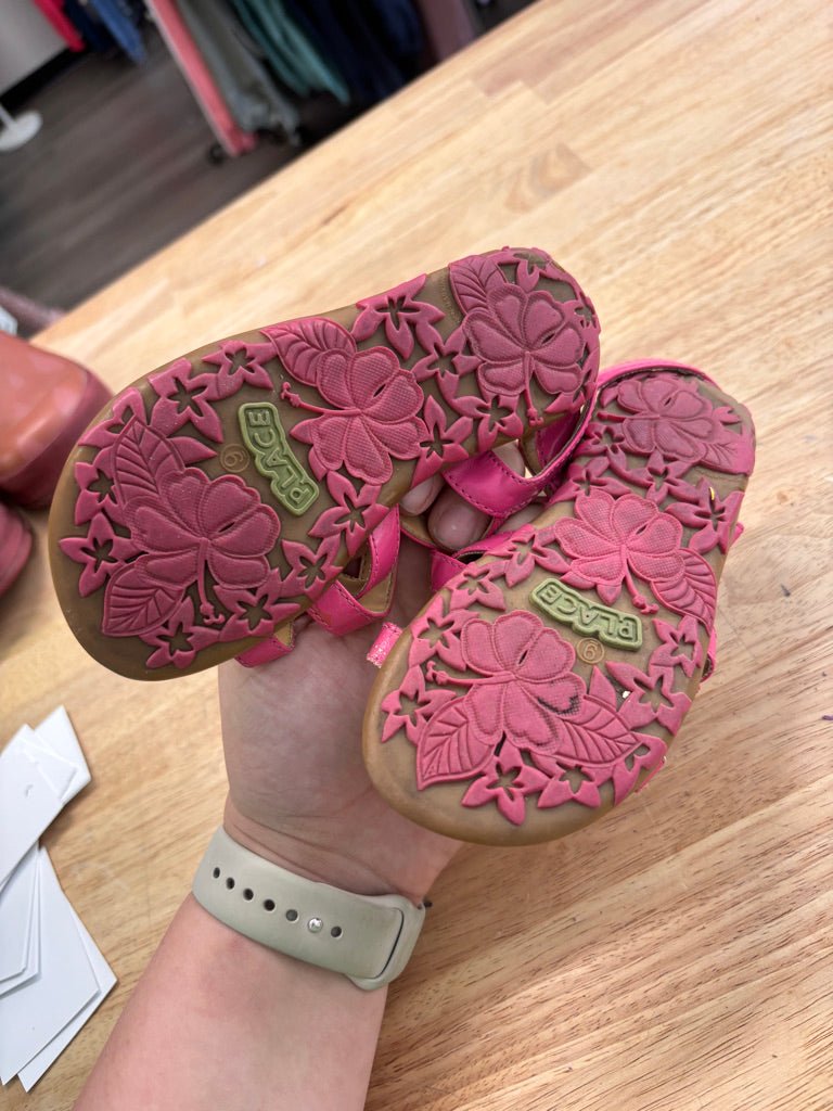 Children's Place Size 9 Pink Strappy Sandals - Nest and Sprout - Consignment