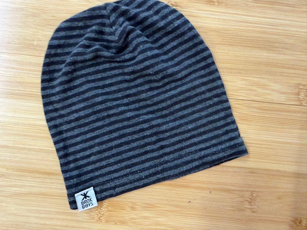 Brok Boys Striped Beanie – One Size | Black & Grey