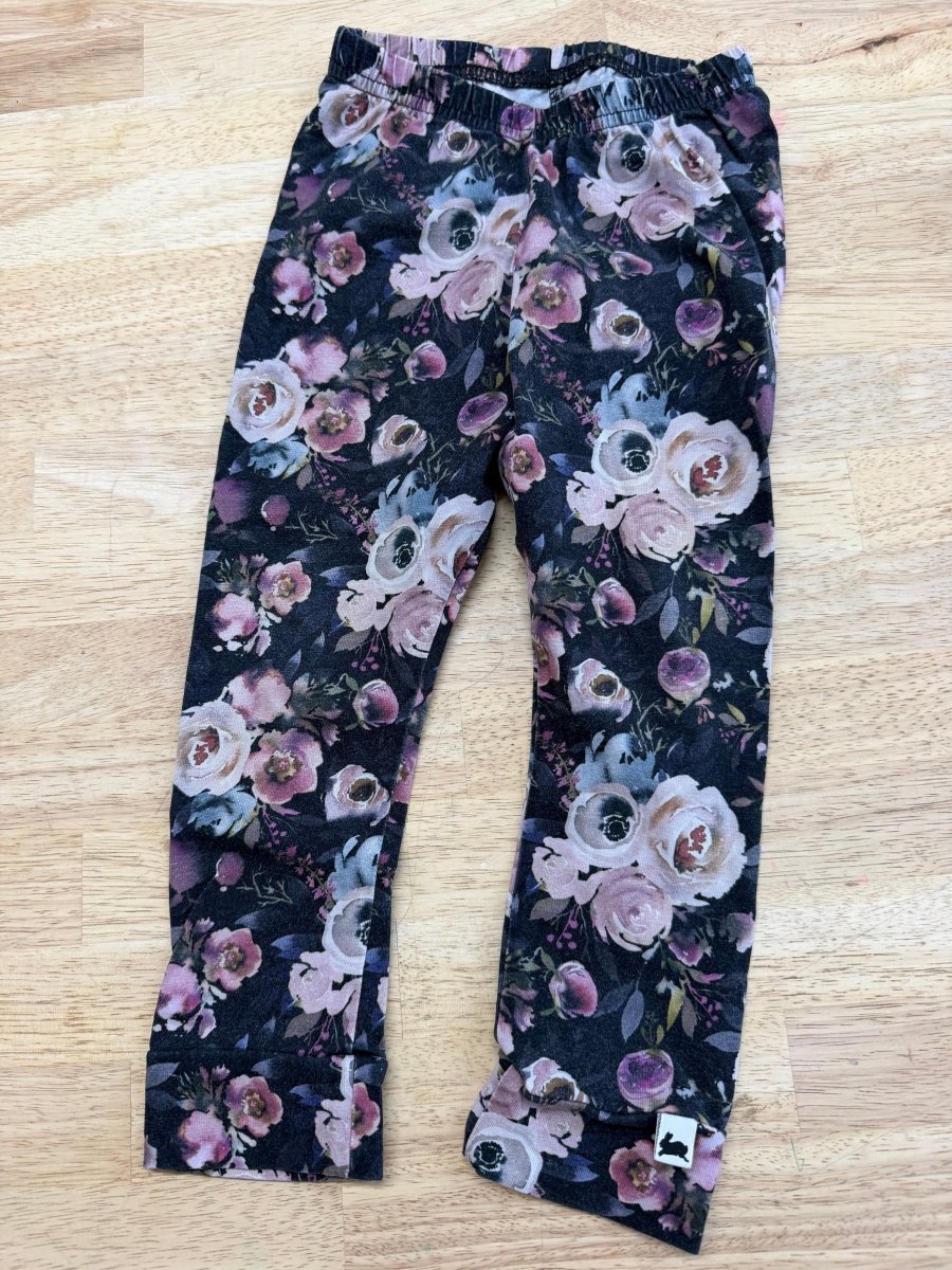 Little & Lively Black Floral Legging – 18–24M | Play - Nest and Sprout-Consignment