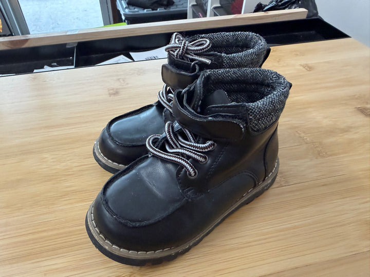 Joe Fresh Ankle Boots – 9 | Velcro & Lace-Up Dress Style | Play