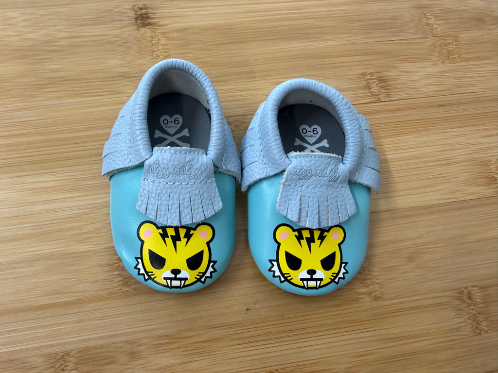 Itzy Ritzy Moccasins – 0–6M | Light Blue Fringe