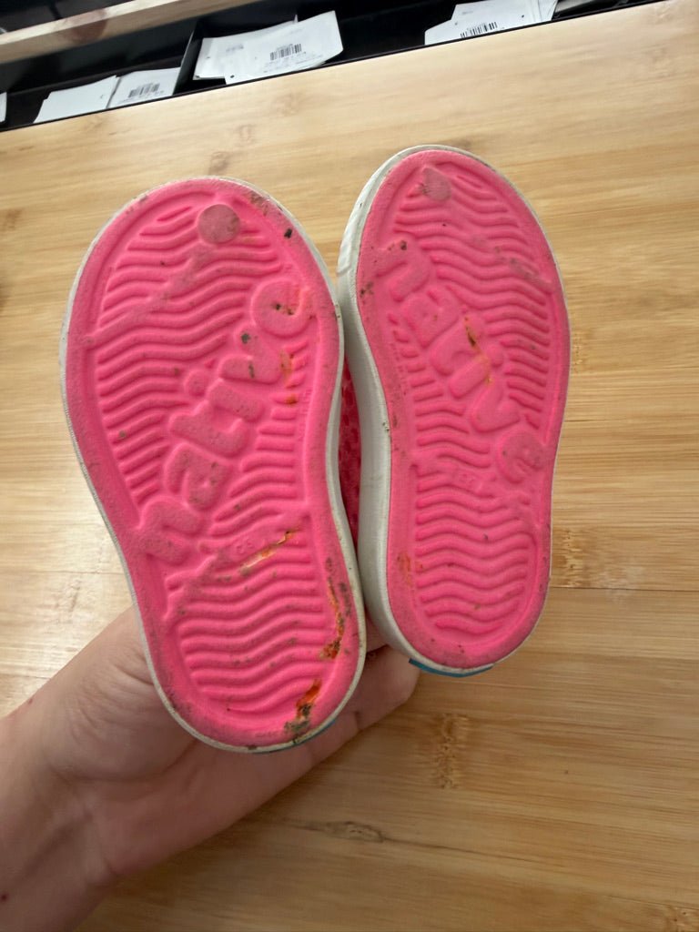 Native Shoes – C5 | Bright Pink Fluorescent Sparkle | Play